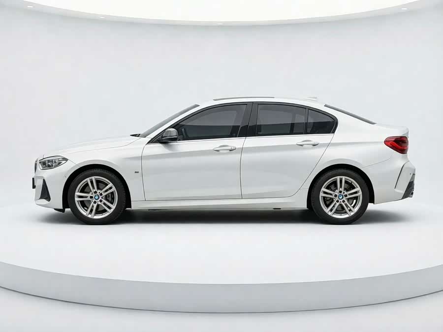 BMW 1 Series 2021