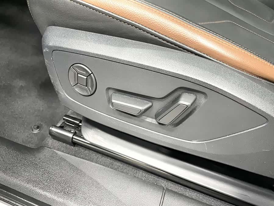 Audi Q3 2022 — фото 15