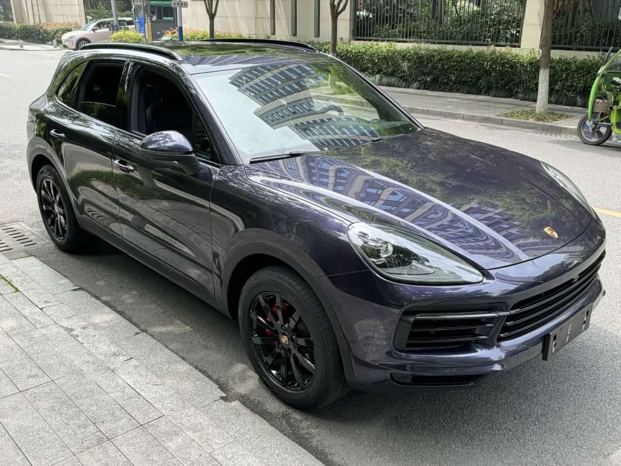 Porsche Cayenne 2019 — фото 14