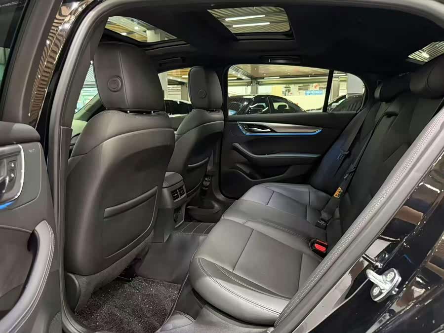 Cadillac CT5 2024