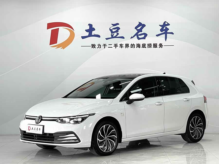 Volkswagen Golf 2021
