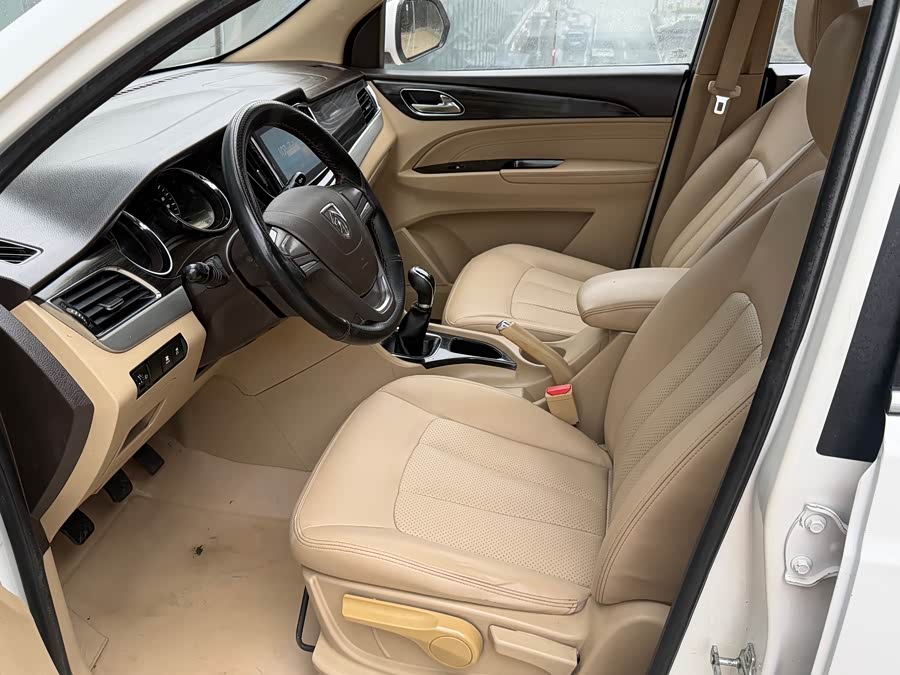 Baojun 730 2016