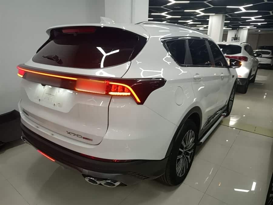 Jetour Jietu X70 PLUS 2023