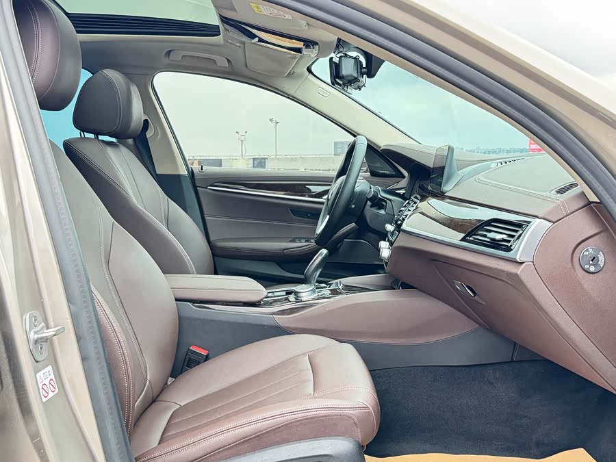 BMW 5 Series 2020
