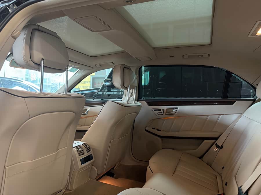 Mercedes-Benz E-Class 2015