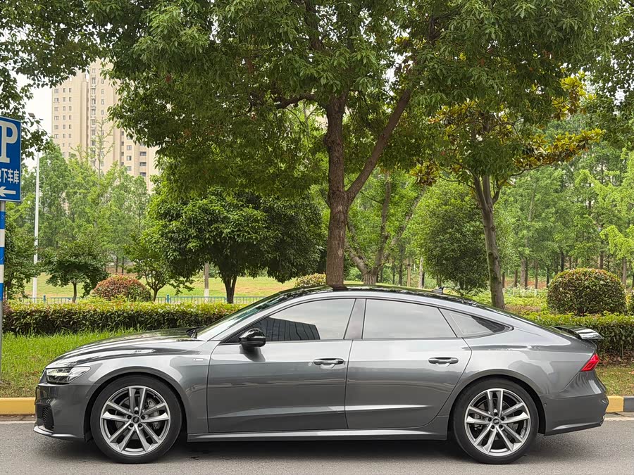 Audi A7 2024