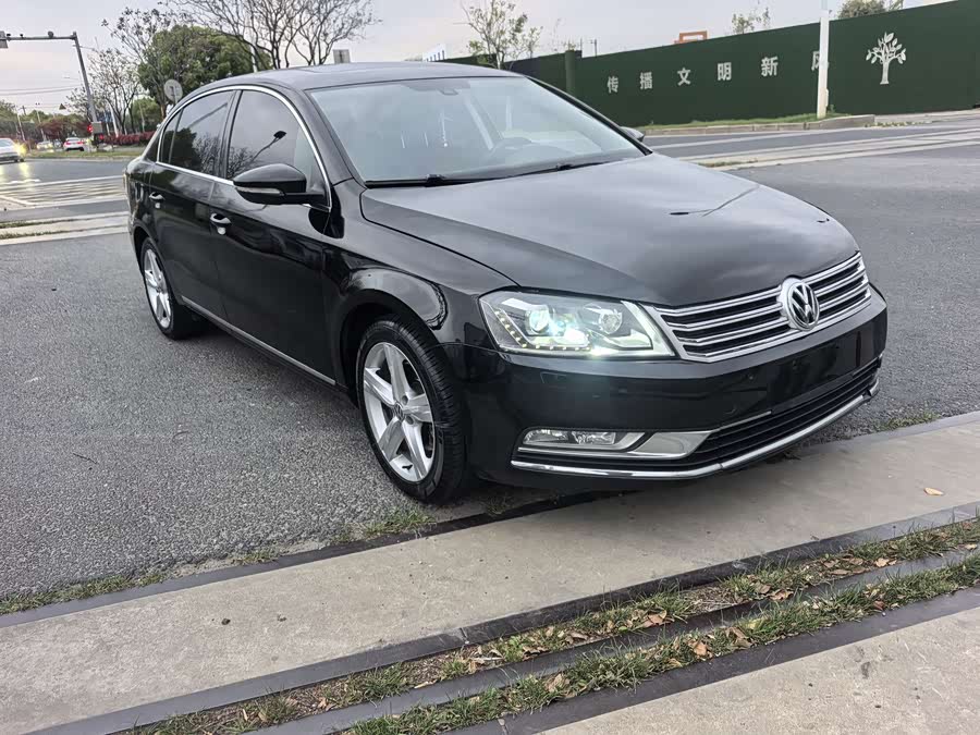 Volkswagen Magotan 2016