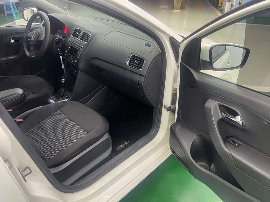 Volkswagen Polo 2013