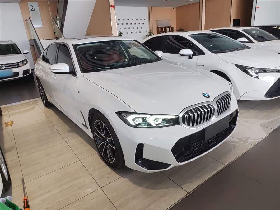 BMW 3 Series 2025