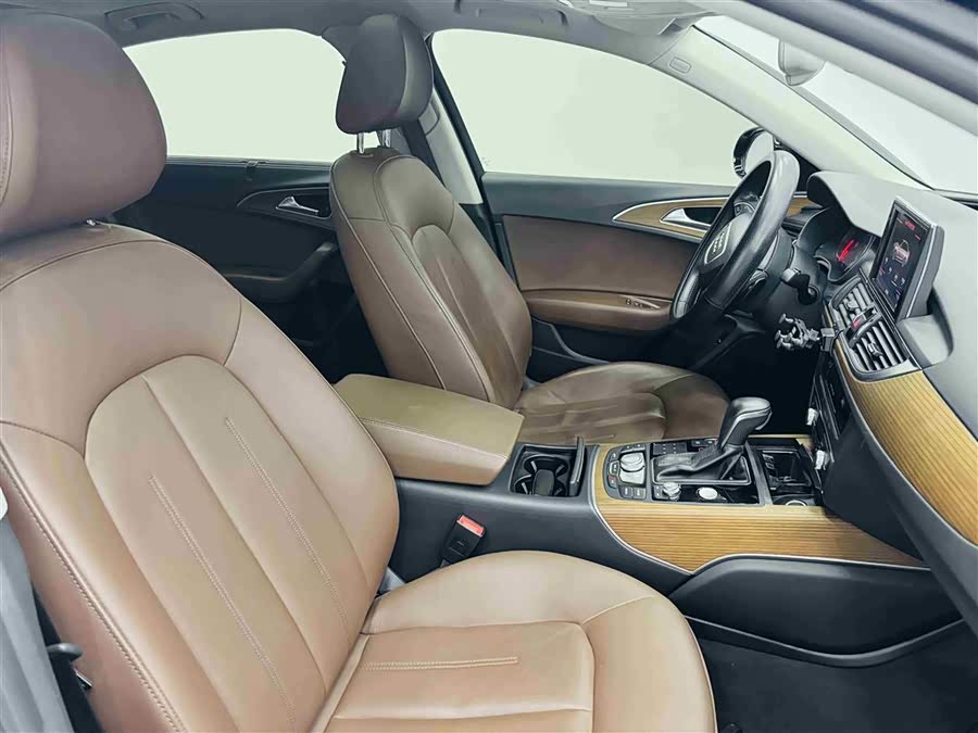 Audi A6L 2018 — фото 26