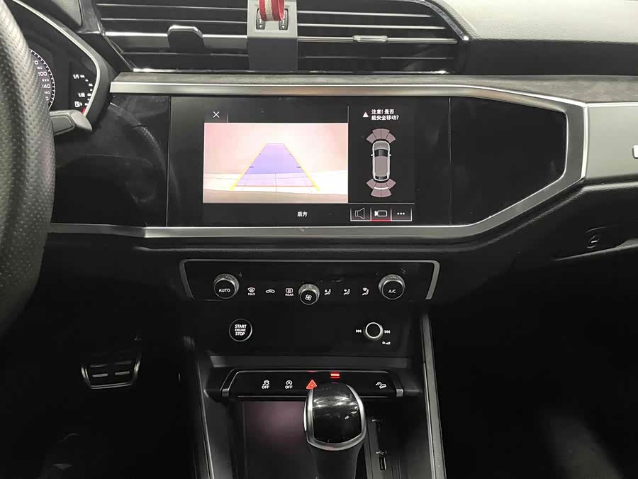 Audi Q3 Sportback 2020 — фото 12