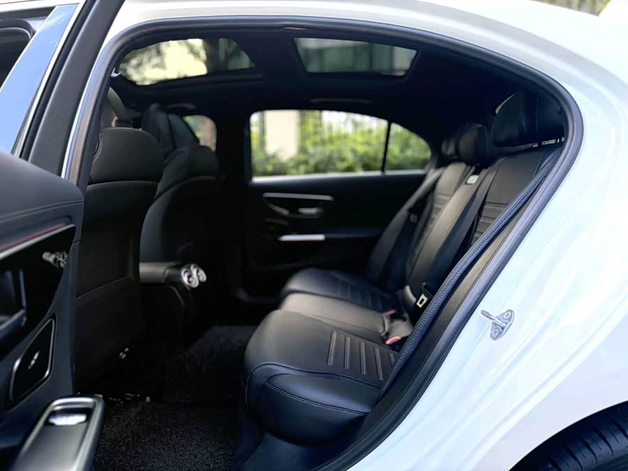 Mercedes-Benz C-Class 2022