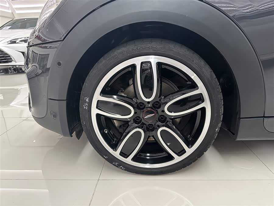 MINI MINI 2021