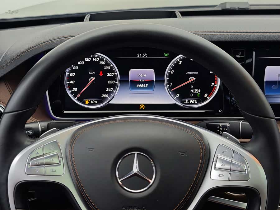 Mercedes-Benz S-Class 2016 — фото 17