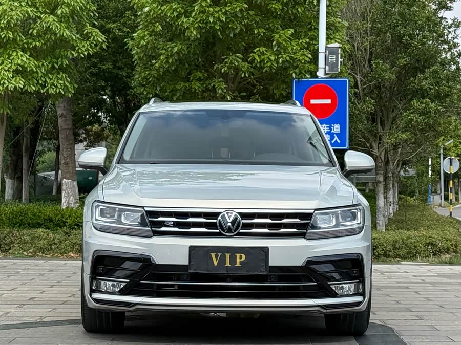 Volkswagen Tiguan L 2021