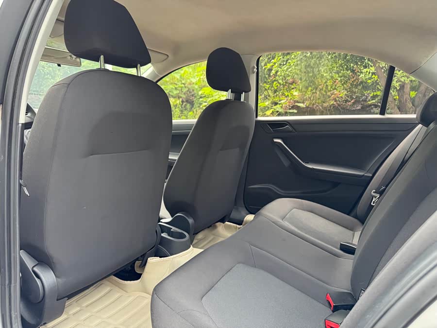 Volkswagen Jetta 2015