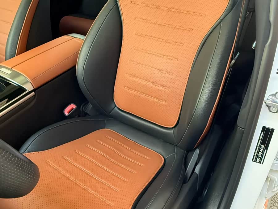 Mercedes-Benz C-Class 2023 — фото 8