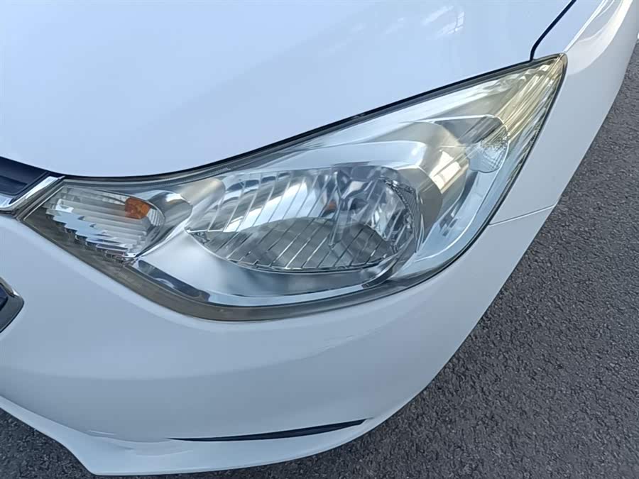 Chevrolet Sail 2015 — фото 24