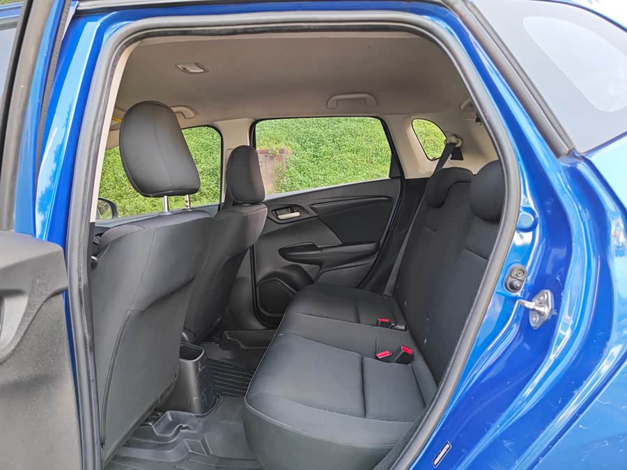 Honda Fit 2018 — фото 10