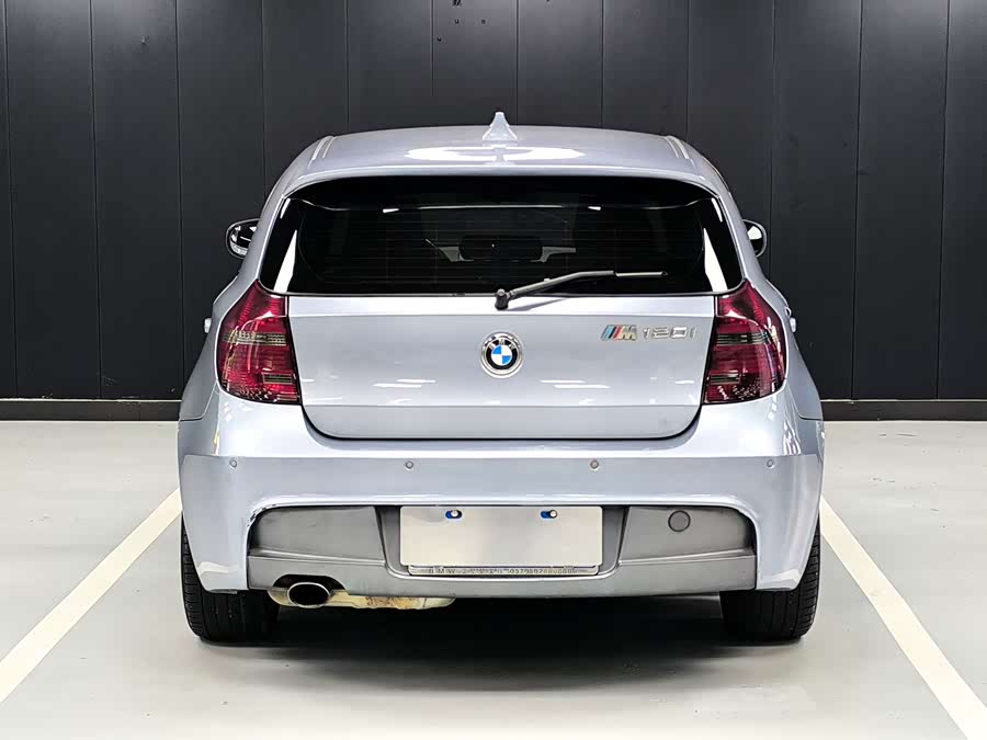 BMW 1 Series 2010 — фото 16