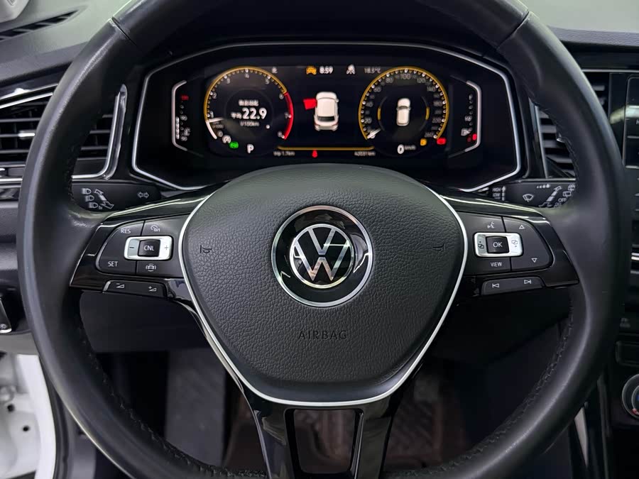 Volkswagen T-Roc 2022 — фото 16