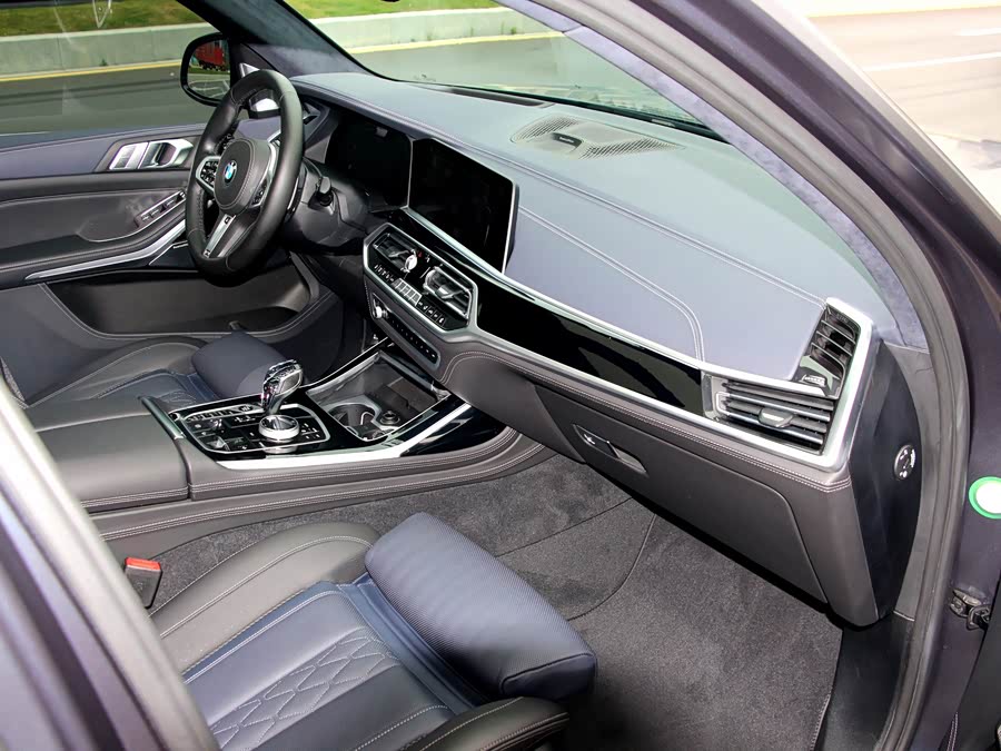 BMW X7 2020 — фото 14