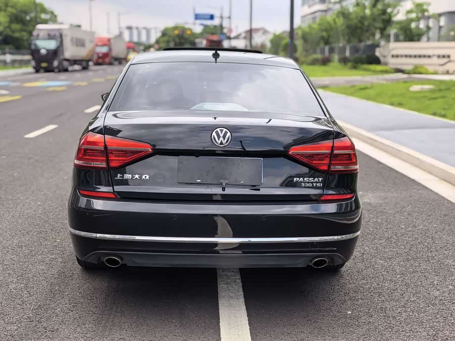 Volkswagen Passat 2016