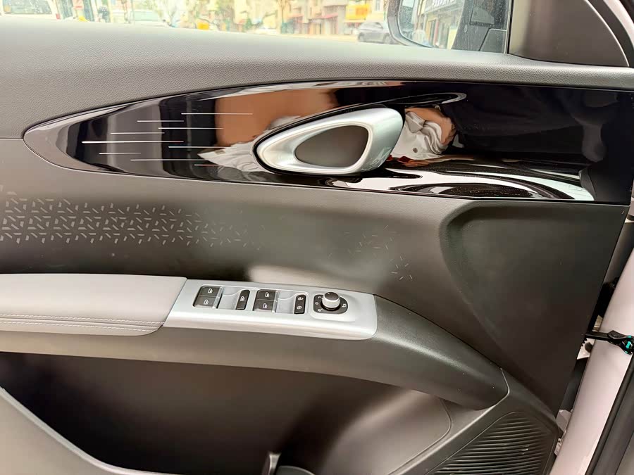 Geely Galaxy Starwish 2026 — фото 11