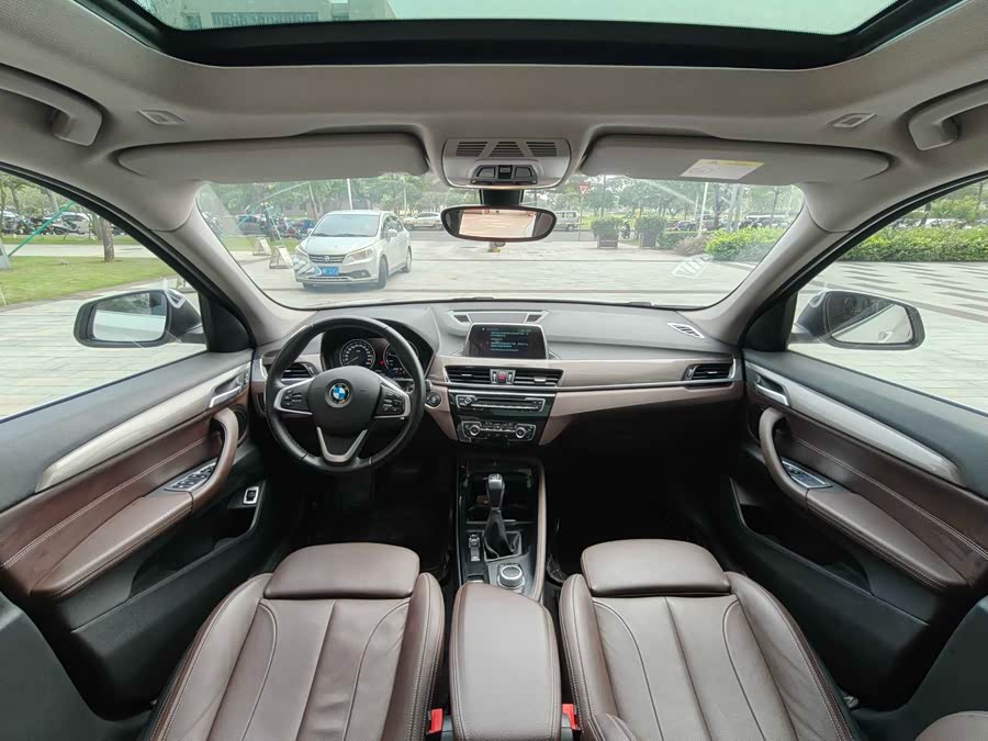 BMW X1 2018 — фото 10