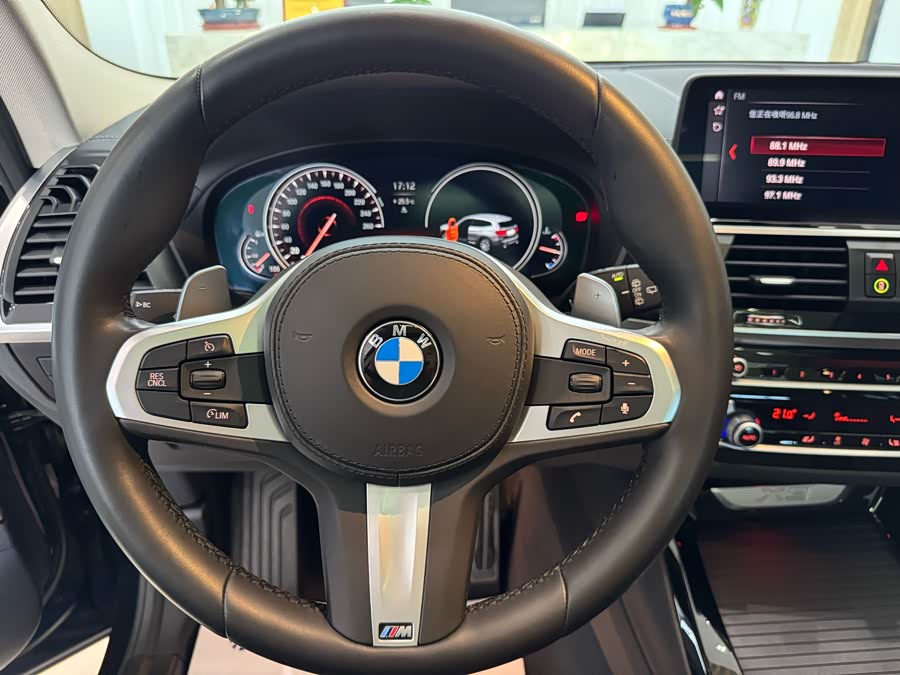 BMW X3 2019 — фото 13