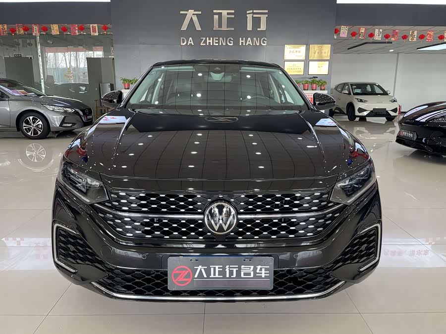 Volkswagen Passat 2022