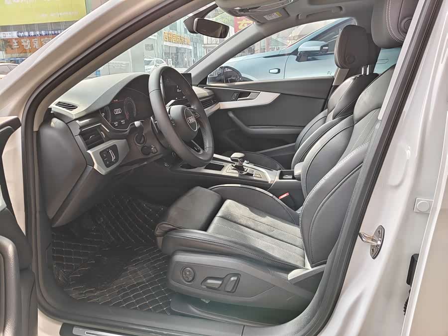 Audi A4L 2023