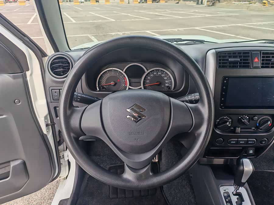 Suzuki Jimny 2015 — фото 8