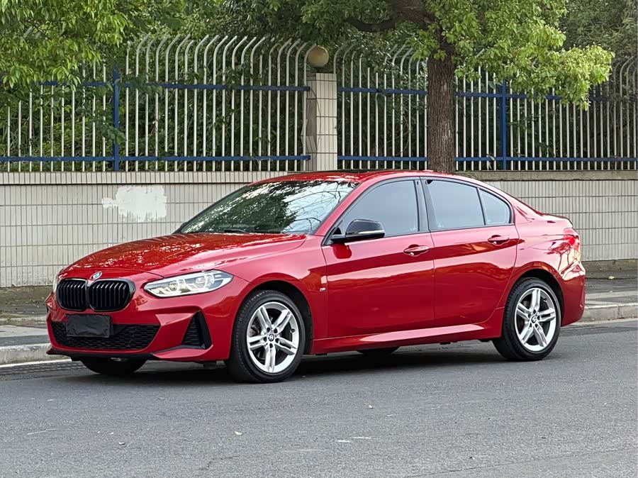 BMW 1 Series 2021