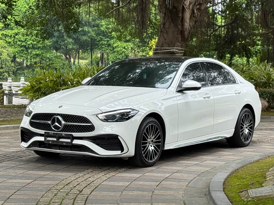 Mercedes-Benz C-Class 2024