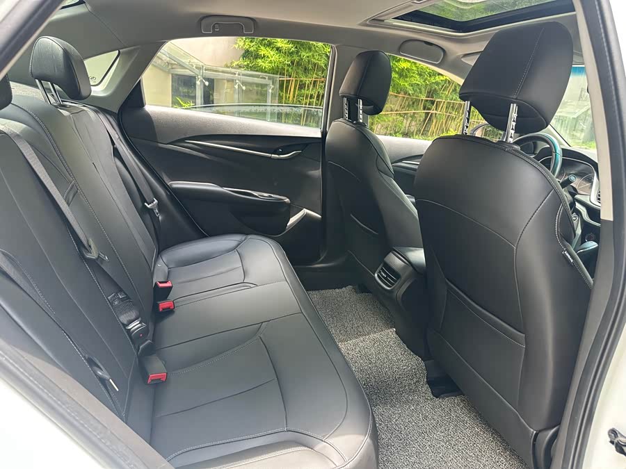 Buick Excelle GT 2018 — фото 12
