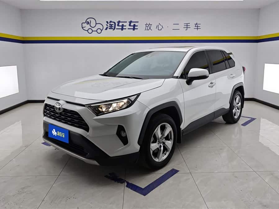 Toyota RAV4 2021