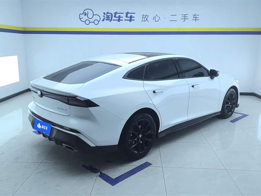 Changan UNI-V 2024