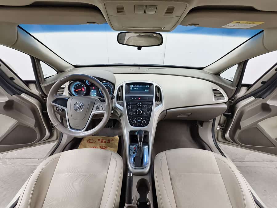 Buick Excelle GT 2013 — фото 9