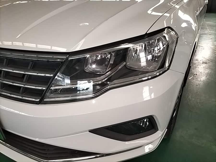 Volkswagen Jetta 2019 — фото 24