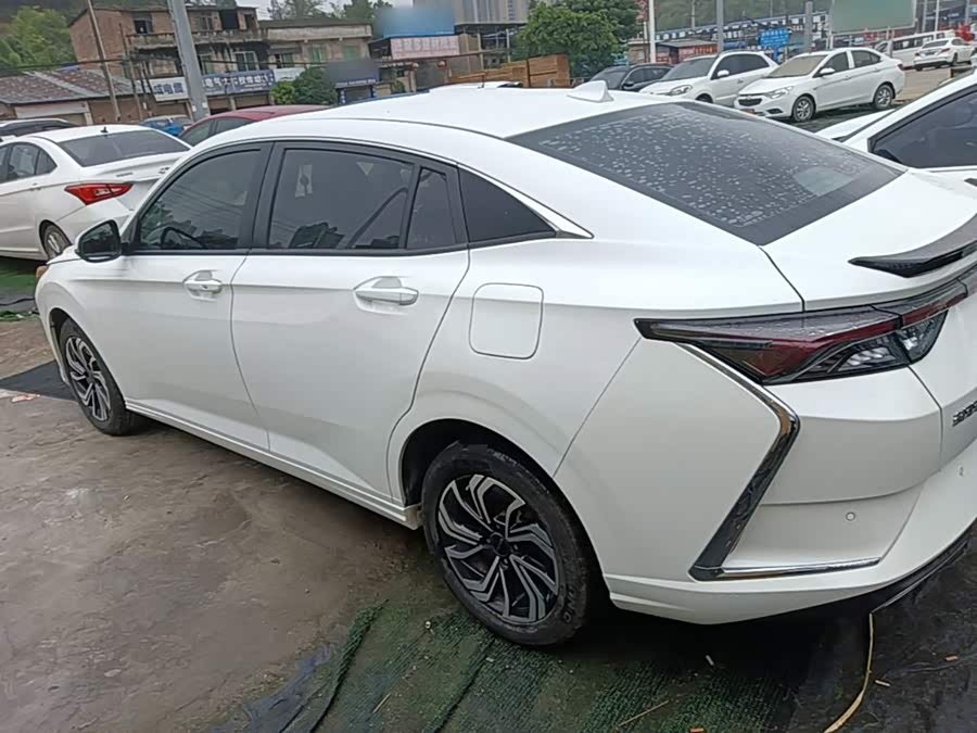 Dongfeng Yixuan 2021