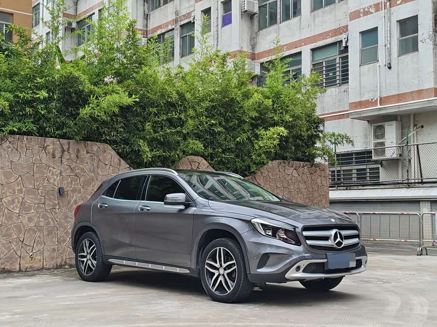 Mercedes-Benz GLA 2016