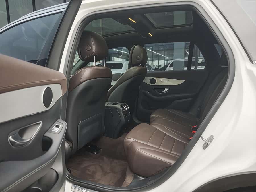 Mercedes-Benz GLC 2022