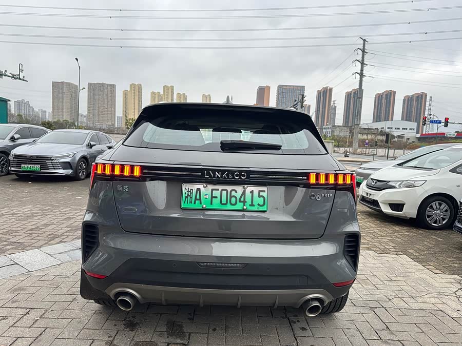 Lynk & Co 06 EM-P 2022