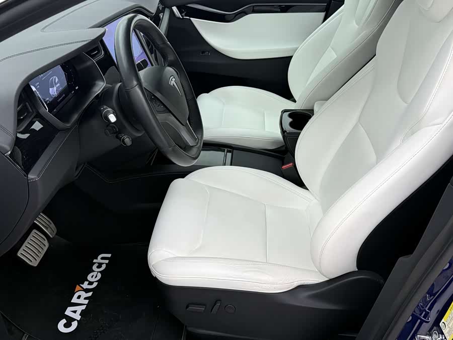 Tesla Model X 2019 — фото 18