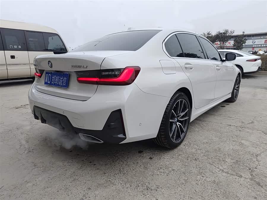BMW 3 Series 2023