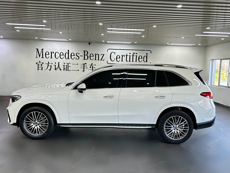 Mercedes-Benz GLC 2023