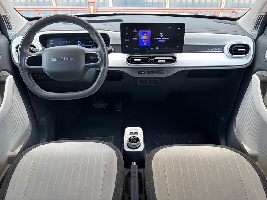 Geely Galaxy Panda 2025 — фото 8