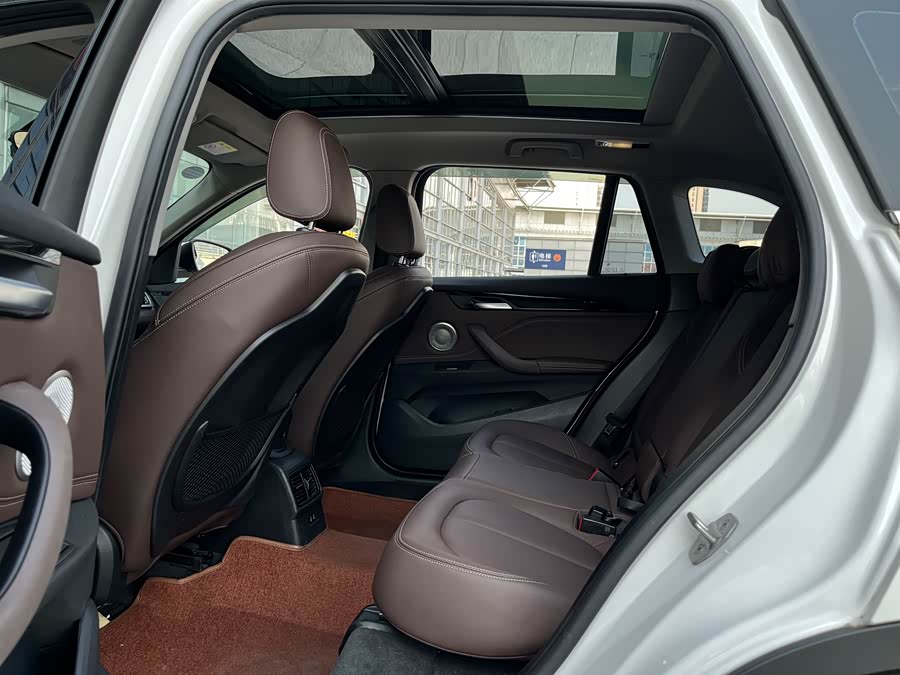BMW X1 2022 — фото 12