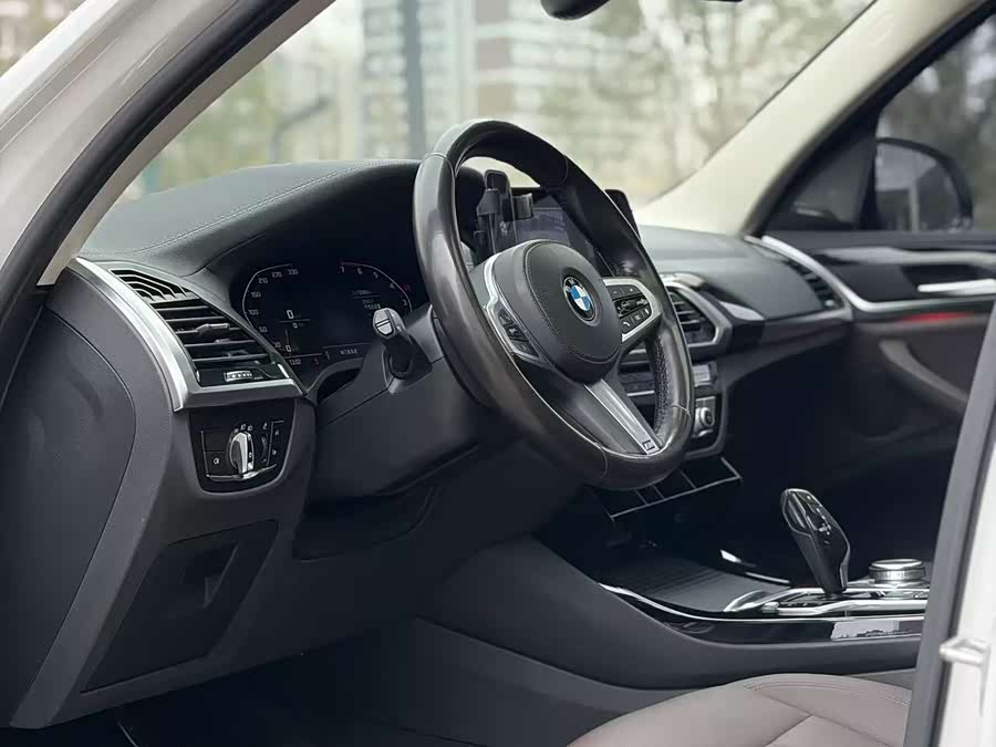 BMW X3 2020 — фото 20